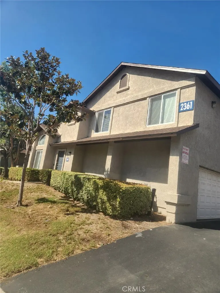 Quadruplex for rent at 2381 Maryhelen 104, Corona, CA featuring 3 beds and 3 baths