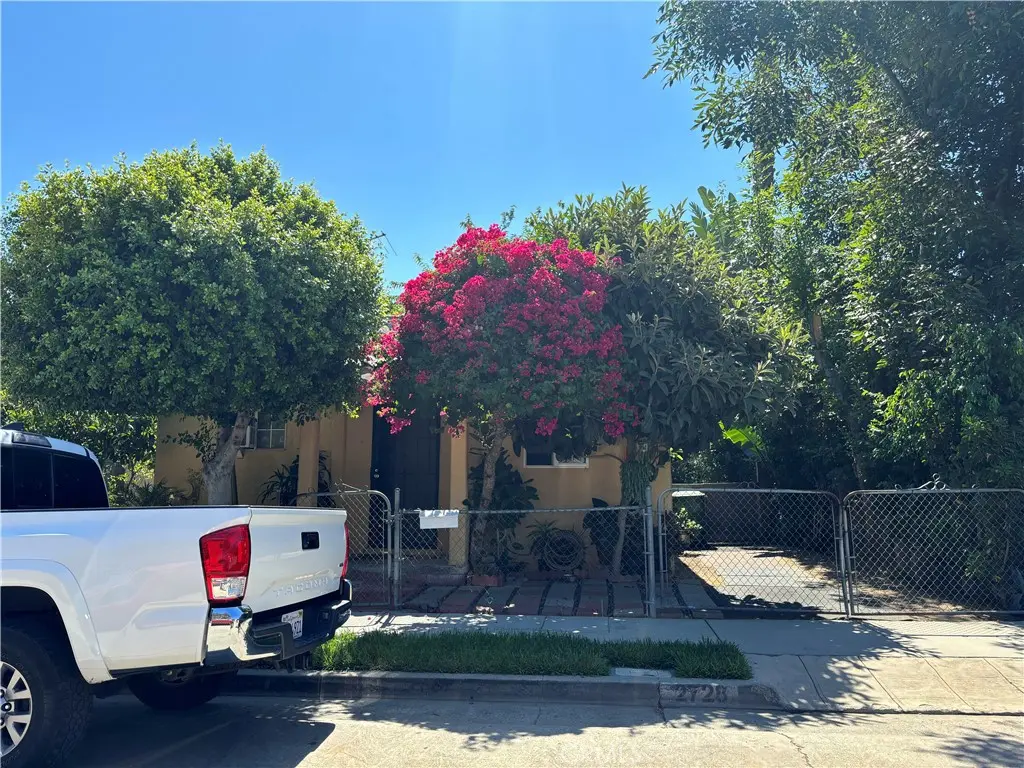 Single Family Residence for sale at 2728 Queen, Los Angeles, CA featuring 2 beds and 2 baths