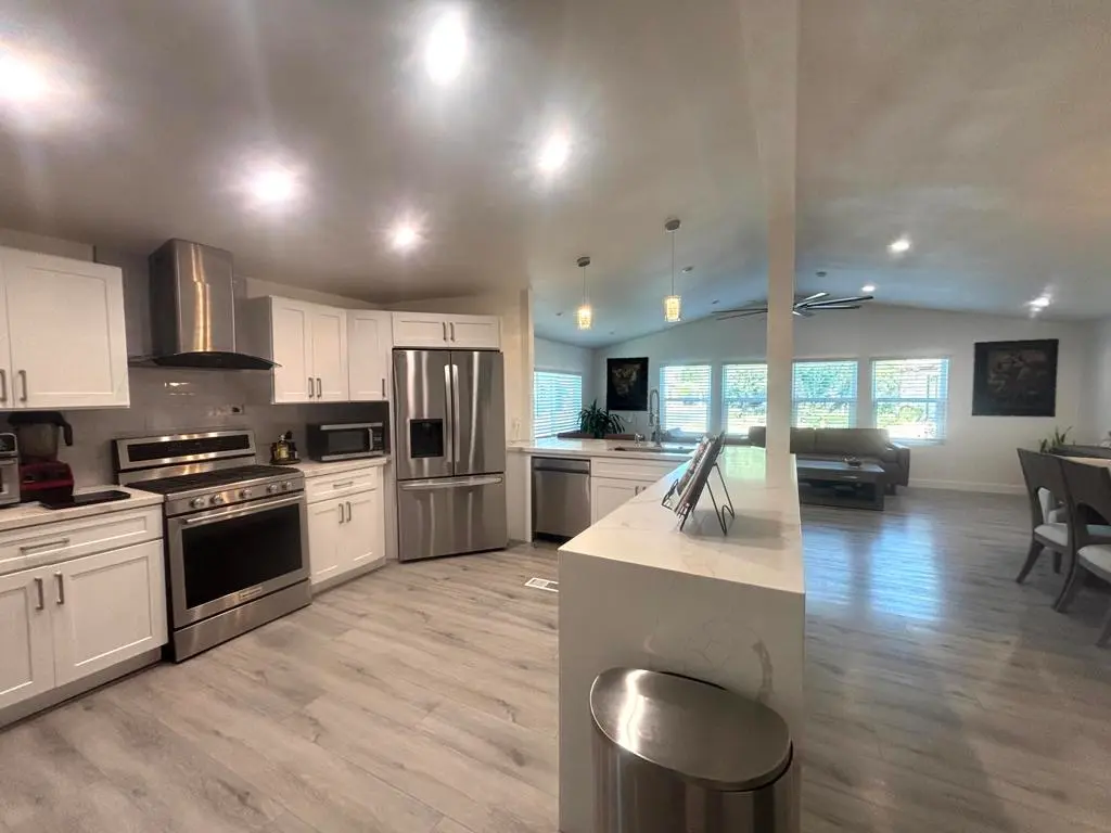 Residential Lease for rent at 47812 Coronado Drive, Indio, Riverside County, CA featuring 2 beds and 2 baths