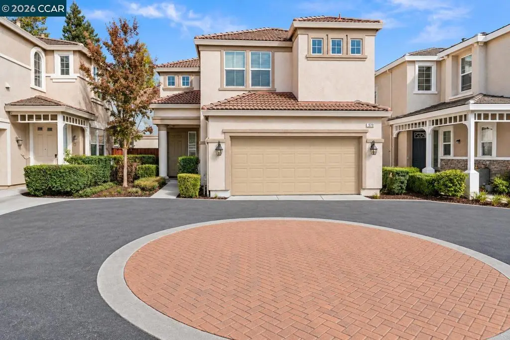 Single Family Residence for sale at 570 Terrano Ct, Fairfield, CA featuring 3 beds and 3 baths