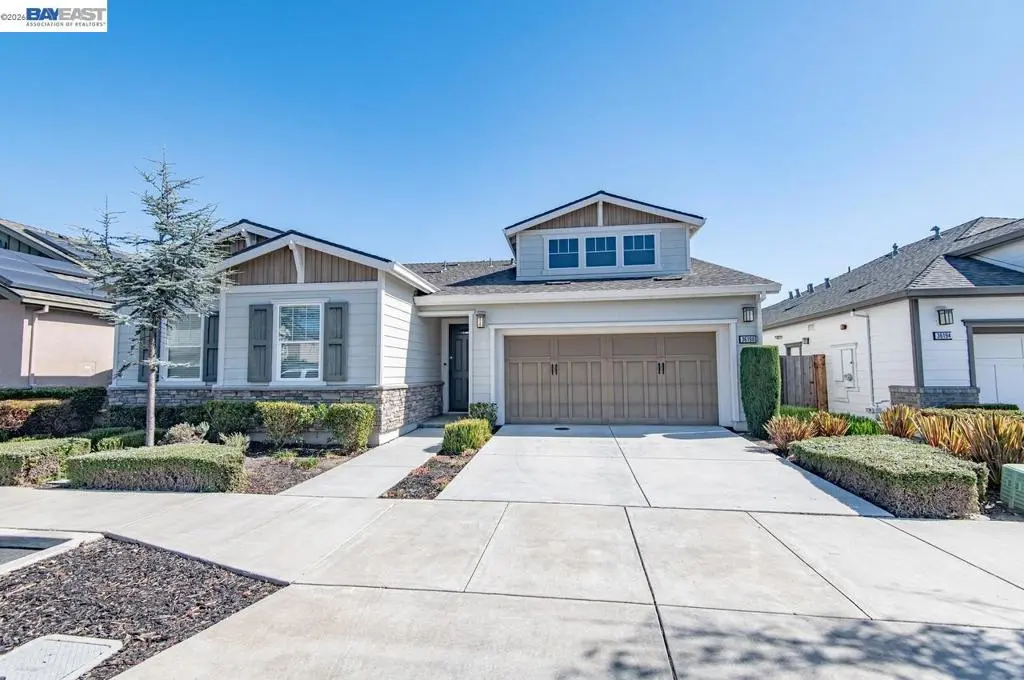 Single Family Residence for sale at 36190 Forestwood Dr, Newark, CA featuring 4 beds and 3 baths