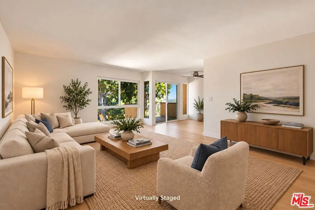 Condominium for sale at 970 Palm Avenue 211, West Hollywood, CA featuring 1 bed and 1 bath