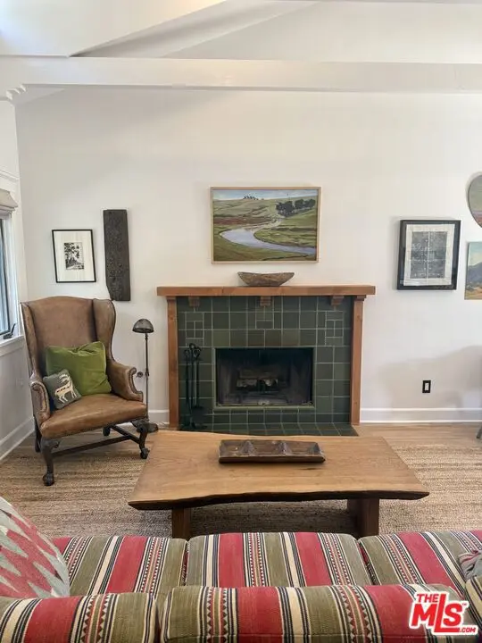 Single Family Residence for rent at 220 France Circle, Ojai, CA featuring 1 bed and 1 bath