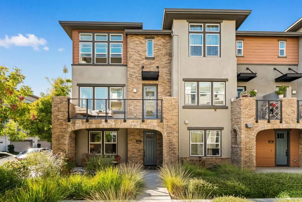Townhouse for sale at 923 Delano Terrace 1, Sunnyvale, CA featuring 4 beds and 4 baths