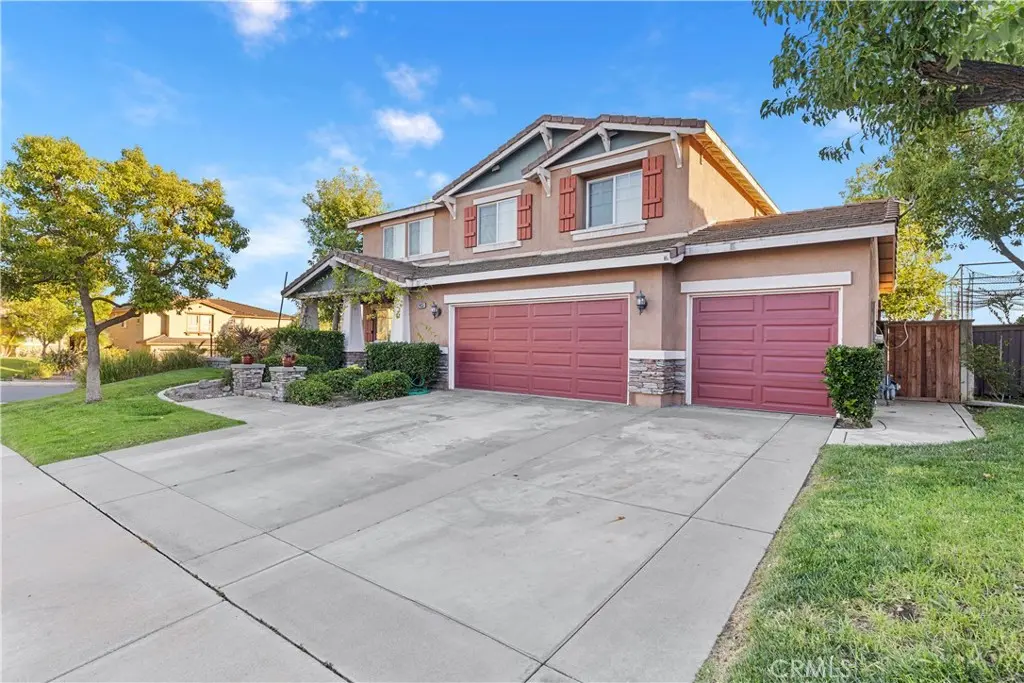 Single Family Residence for sale at 29351 Deerfield Circle, Murrieta, CA featuring 4 beds and 3 baths