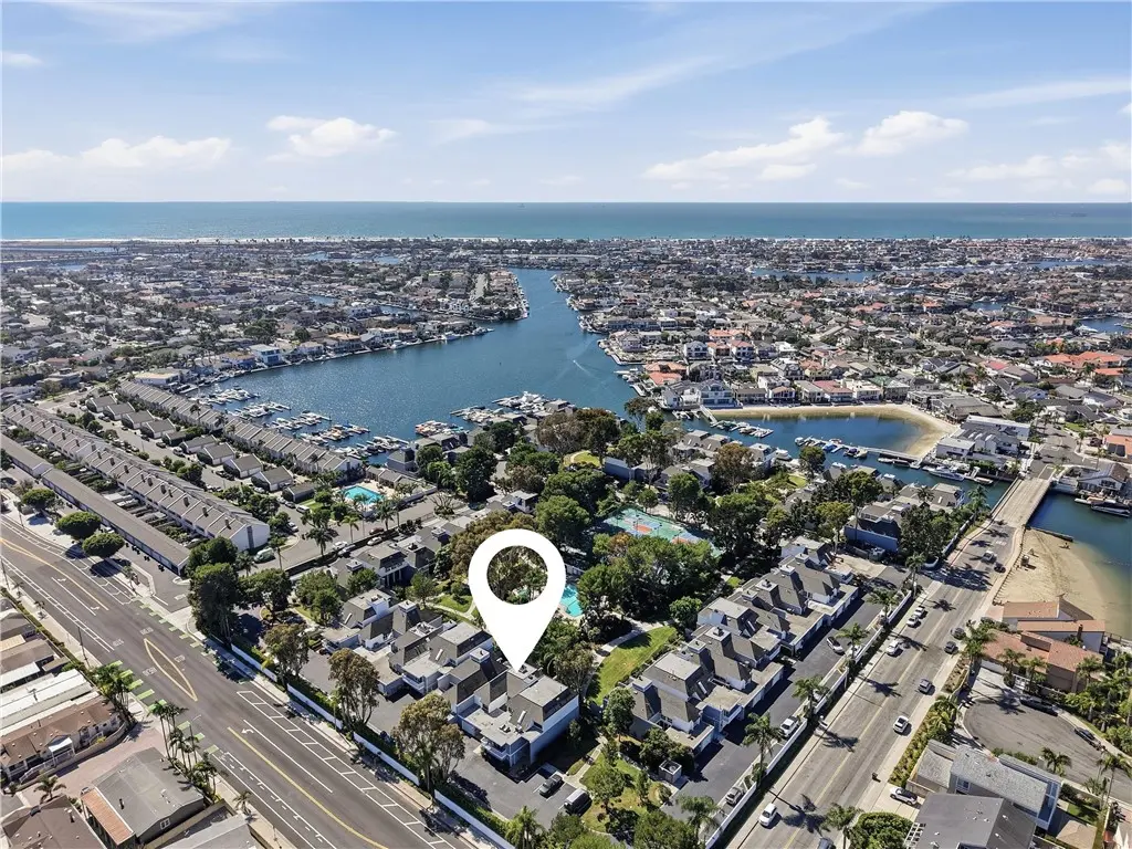 Townhouse for sale at 16387 Forest Hills, Huntington Beach, CA featuring 2 beds and 3 baths