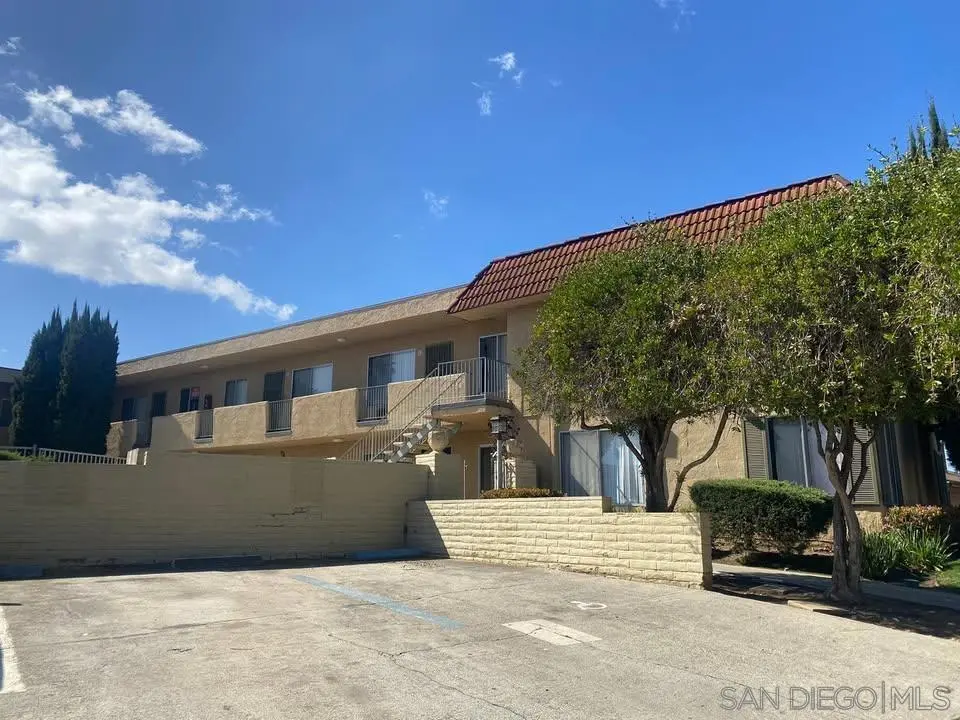 Residential Lease for rent at 1259 E Ohio Ave, Escondido, San Diego County, CA featuring 1 bed and 1 bath