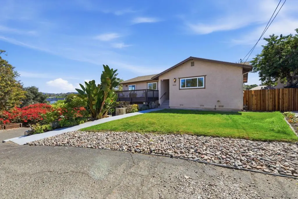 Single Family Residence for sale at 644 A Lado De Loma, Vista, CA featuring 3 beds and 2 baths