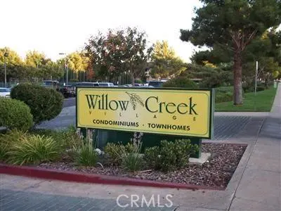 Condominium for sale at 44430 15th E 3, Lancaster, CA featuring 2 beds and 2 baths