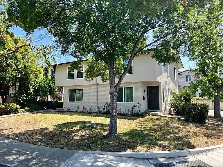 Triplex for sale at 686 Reseda Drive, Sunnyvale, CA
