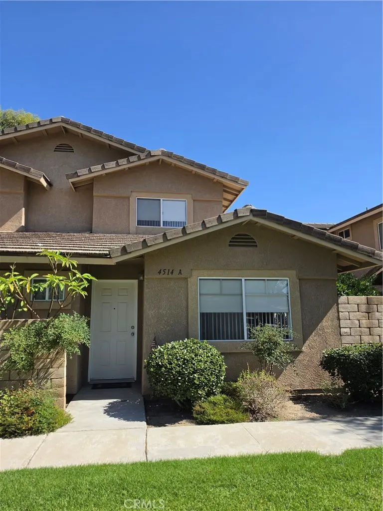 Condominium for sale at 4514 Apricot A, Simi Valley, CA featuring 3 beds and 3 baths