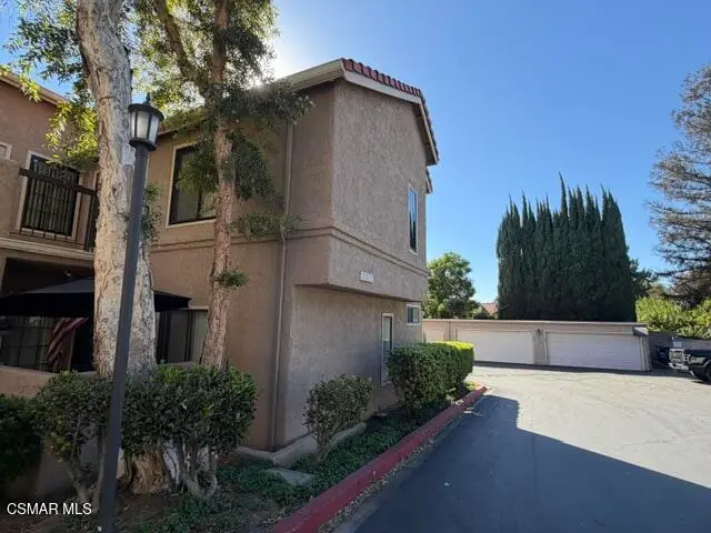 Residential Lease for rent at 2373 Archwood Lane 172, Simi Valley, Ventura County, CA featuring 2 beds and 1 bath