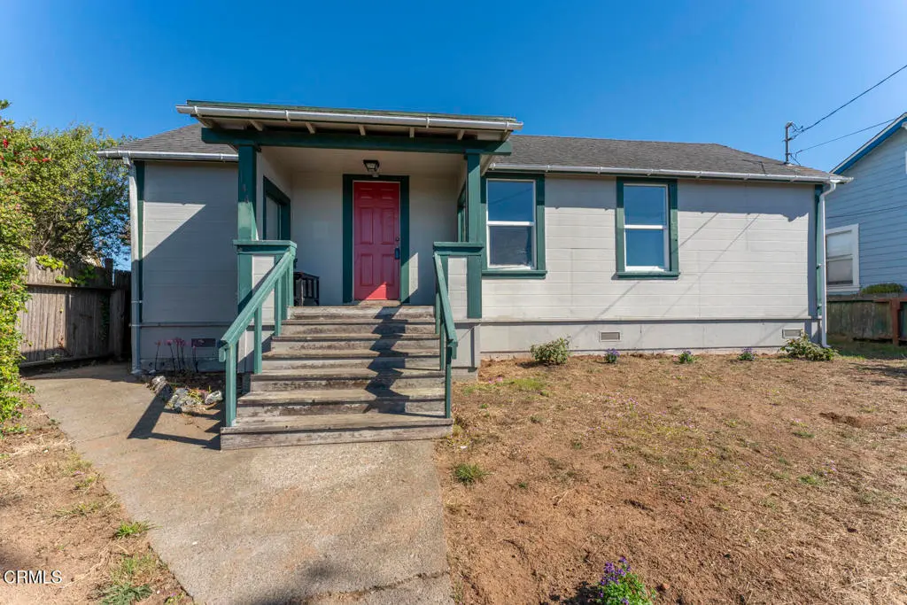 Single Family Residence for sale at 144 N Corry Street, Fort Bragg, CA featuring 2 beds and 1 bath