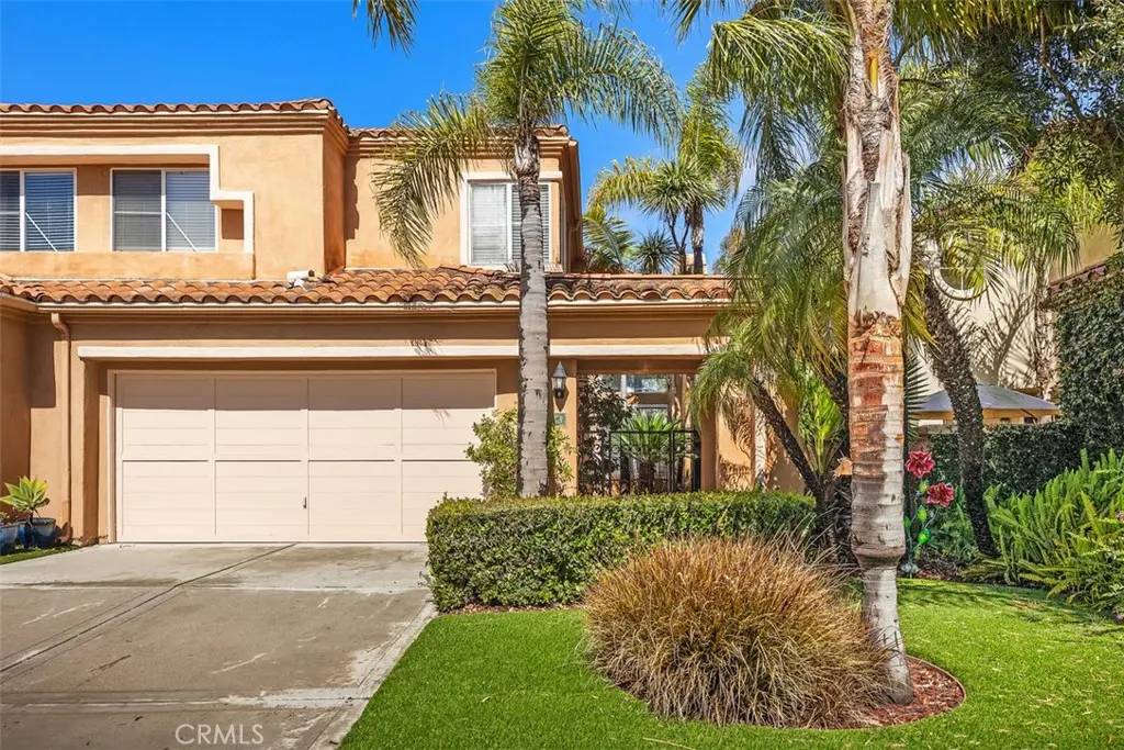 Townhouse for rent at 3 Genoa, Laguna Niguel, CA featuring 3 beds and 3 baths