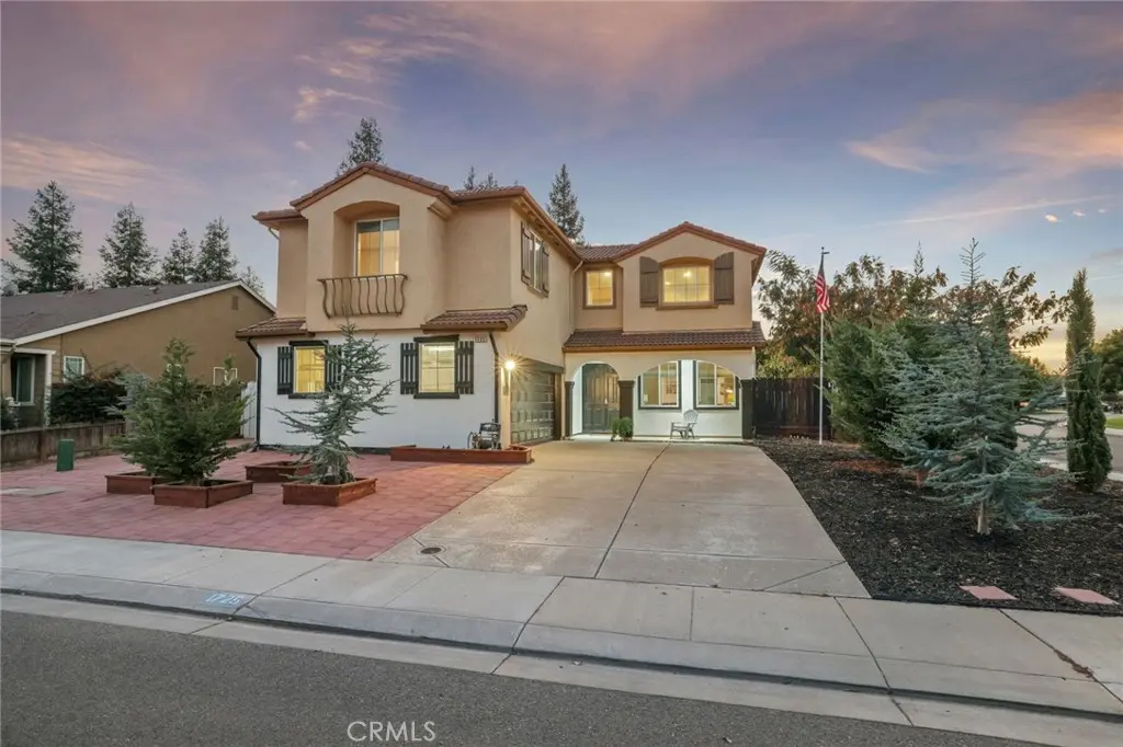 Single Family Residence for sale at 1725 Luna Bella Lane, Manteca, CA featuring 5 beds and 4 baths