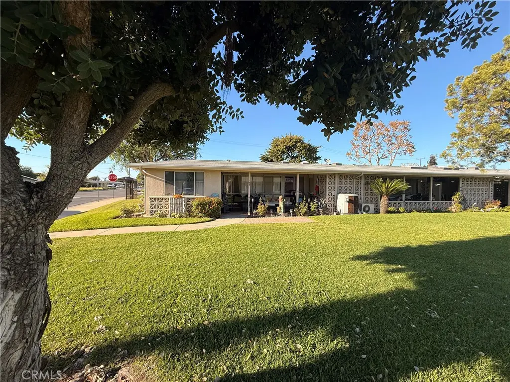Stock Cooperative for sale at 13330 Saint Andrew's Drive 67F, Seal Beach, CA featuring 2 beds and 1 bath