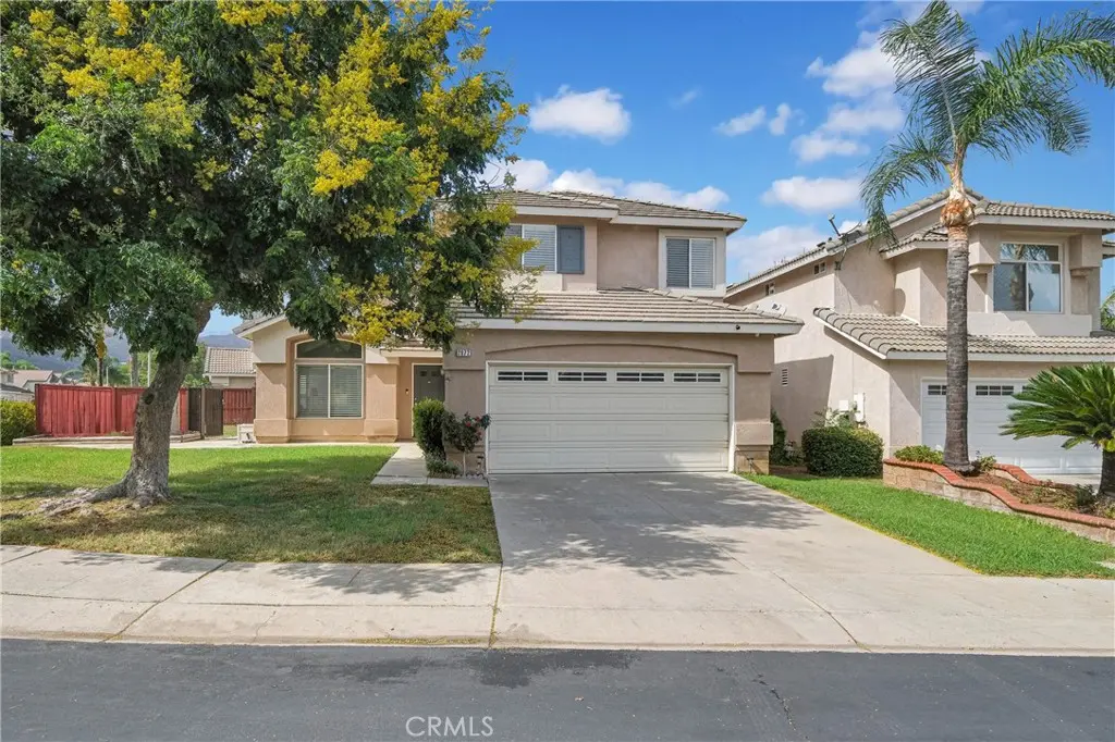 Single Family Residence for sale at 2672 Sena, Corona, CA featuring 3 beds and 3 baths