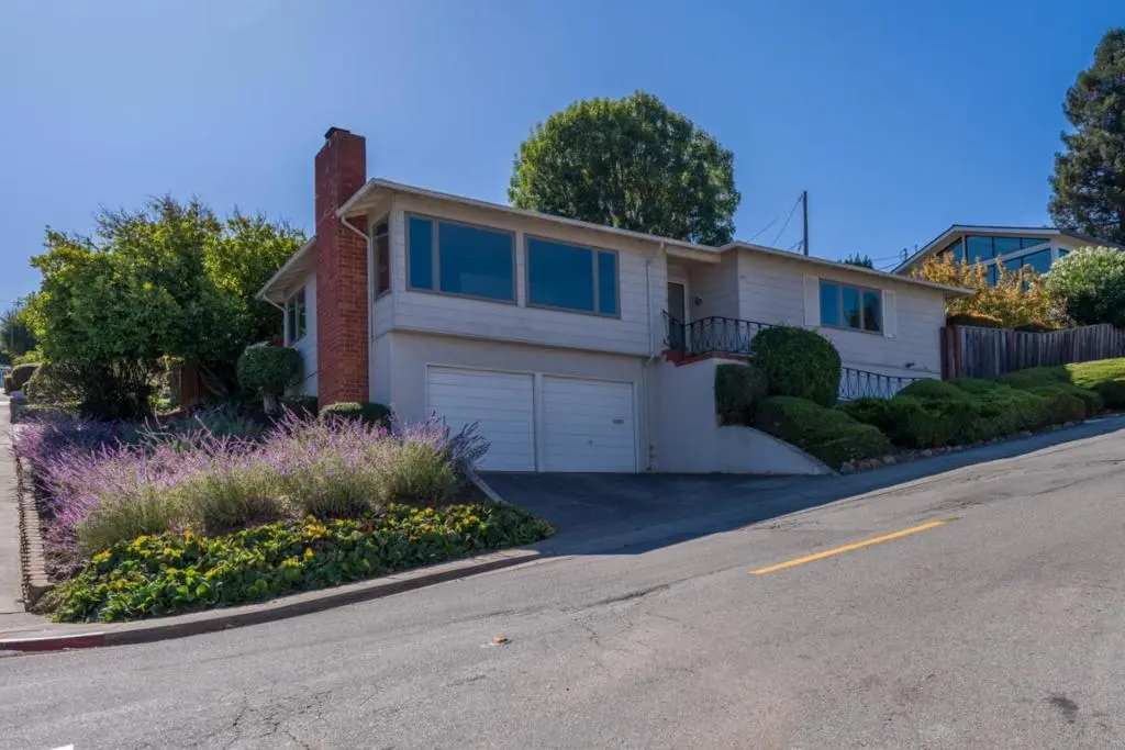 Single Family Residence for sale at 421 W 39th Avenue, San Mateo, CA featuring 3 beds and 2 baths