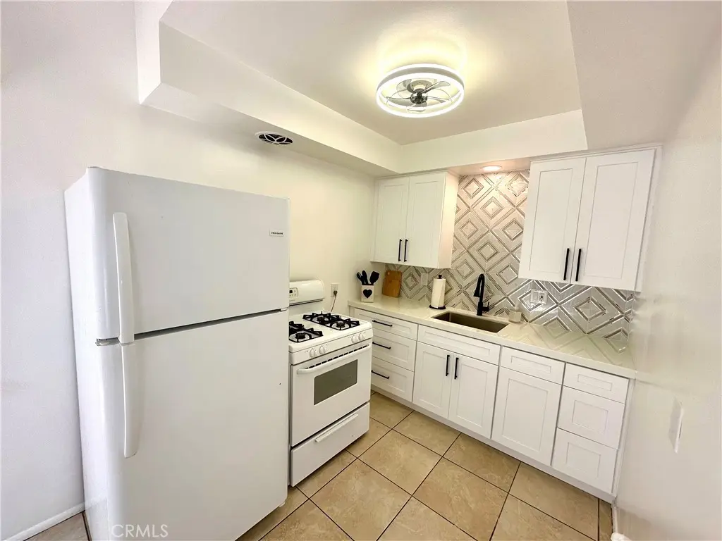 Triplex for rent at 216 Avenida Cabrillo, San Clemente, CA featuring 1 bed and 1 bath