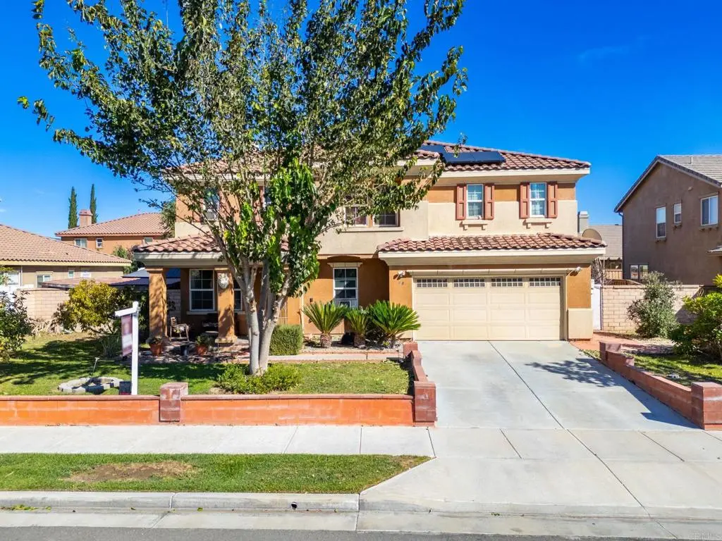 Single Family Residence for sale at 978 Cornflower Drive, Hemet, CA featuring 5 beds and 4 baths