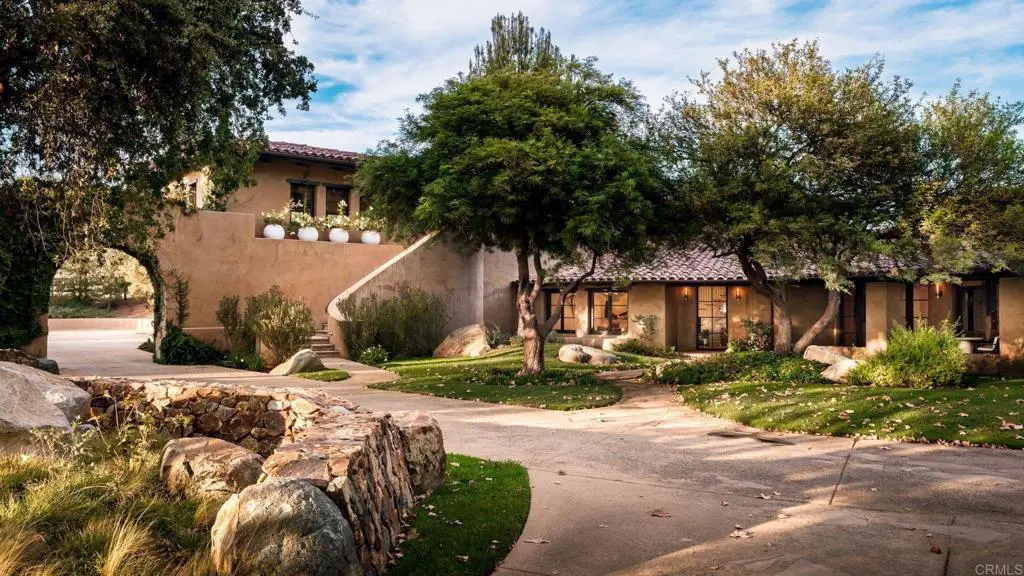 Single Family Residence for sale at 525 Sleeping Indian Rd, Oceanside, CA featuring 10 beds and 11 baths