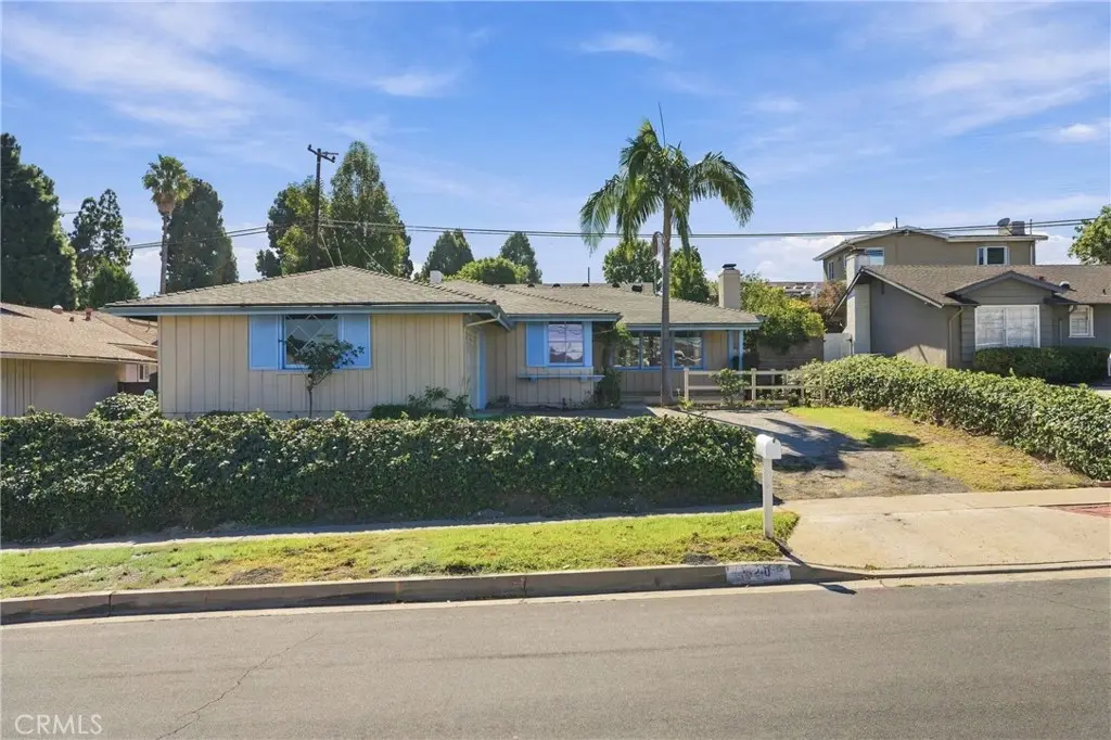 Single Family Residence for sale at 5210 Silver Arrow Drive, Rancho Palos Verdes, CA featuring 3 beds and 2 baths
