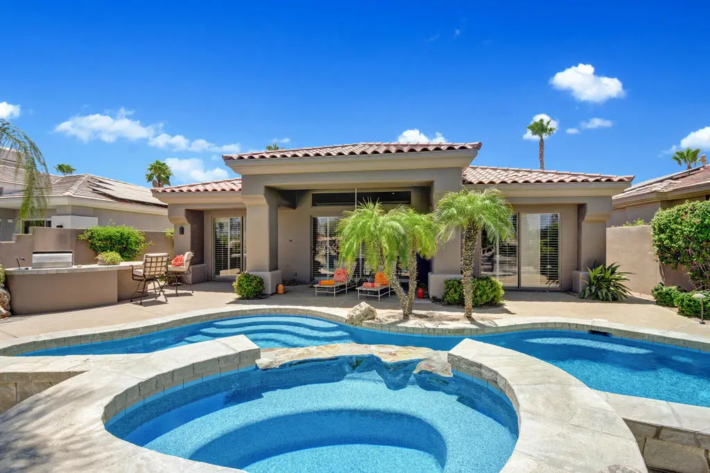 Single Family Residence for rent at 280 Gold Canyon Drive, Palm Desert, CA featuring 4 beds and 4 baths