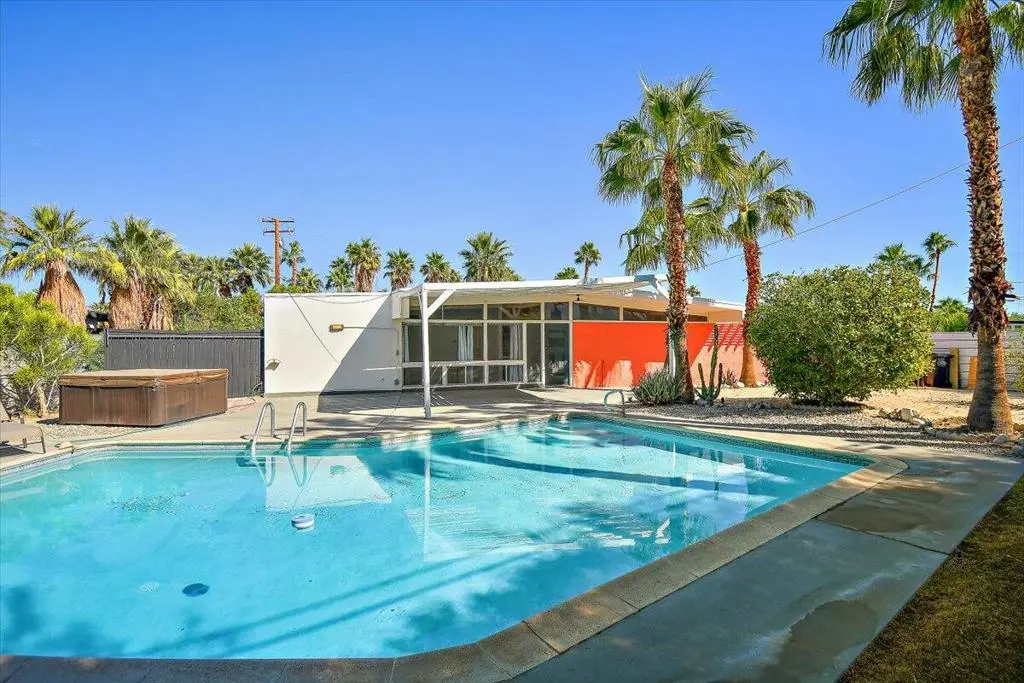 Single Family Residence for rent at 3420 E Avenida Fey Norte, Palm Springs, CA featuring 3 beds and 2 baths