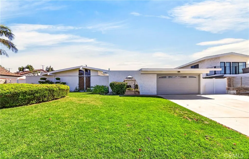 Single Family Residence for rent at 5452 Rockledge, Buena Park, CA featuring 3 beds and 2 baths