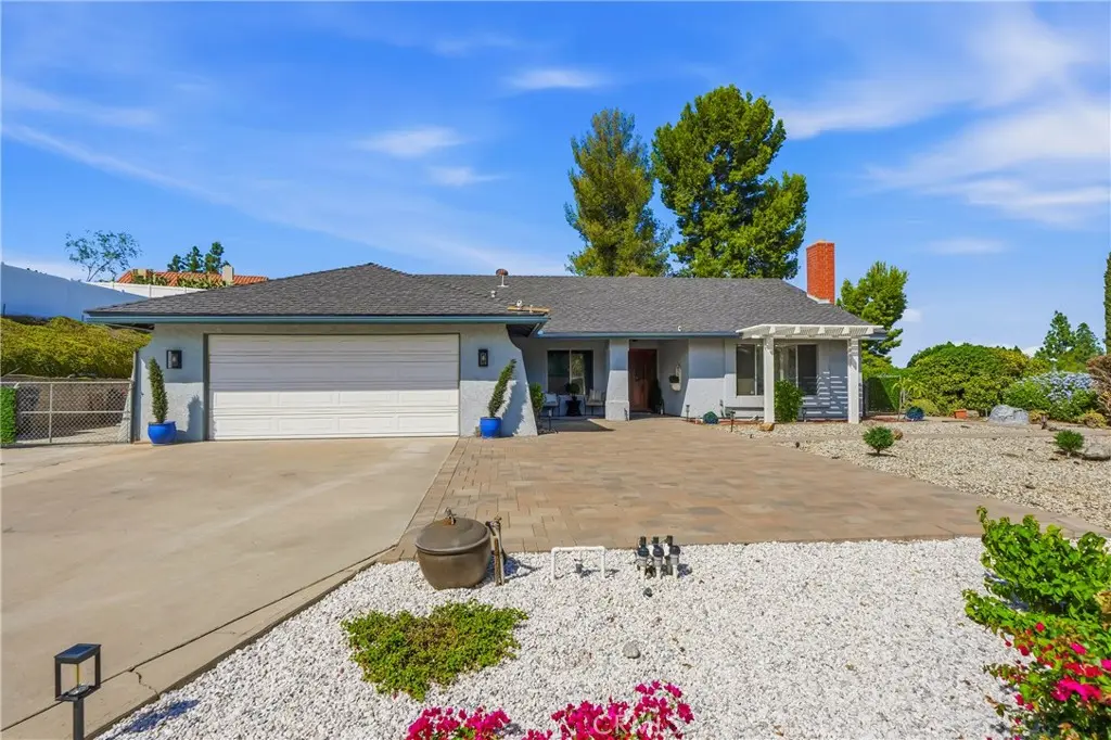 Single Family Residence for sale at 15621 Saddleback Road, Riverside, CA featuring 3 beds and 2 baths