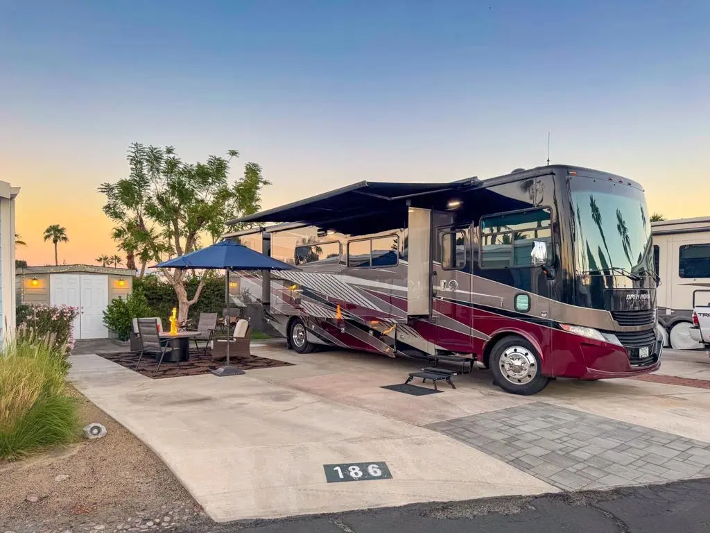 Manufactured In Park for sale at 69801 Ramon Road 186, Cathedral City, CA