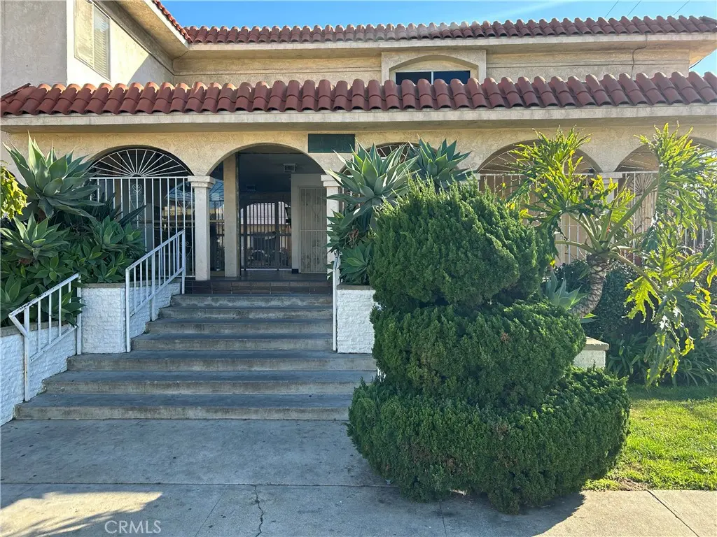 Apartment for rent at 4370 W 141st Street, Hawthorne, CA featuring 1 bed and 1 bath