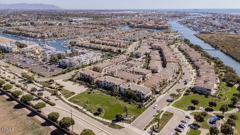 Condominium for sale at 1212 Bayside Circle, Oxnard, CA featuring 3 beds and 3 baths