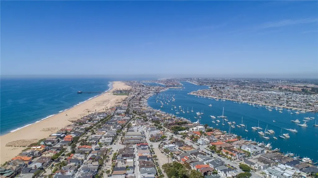 Single Family Residence for rent at 2038 Miramar Drive, Newport Beach, CA featuring 5 beds and 5 baths