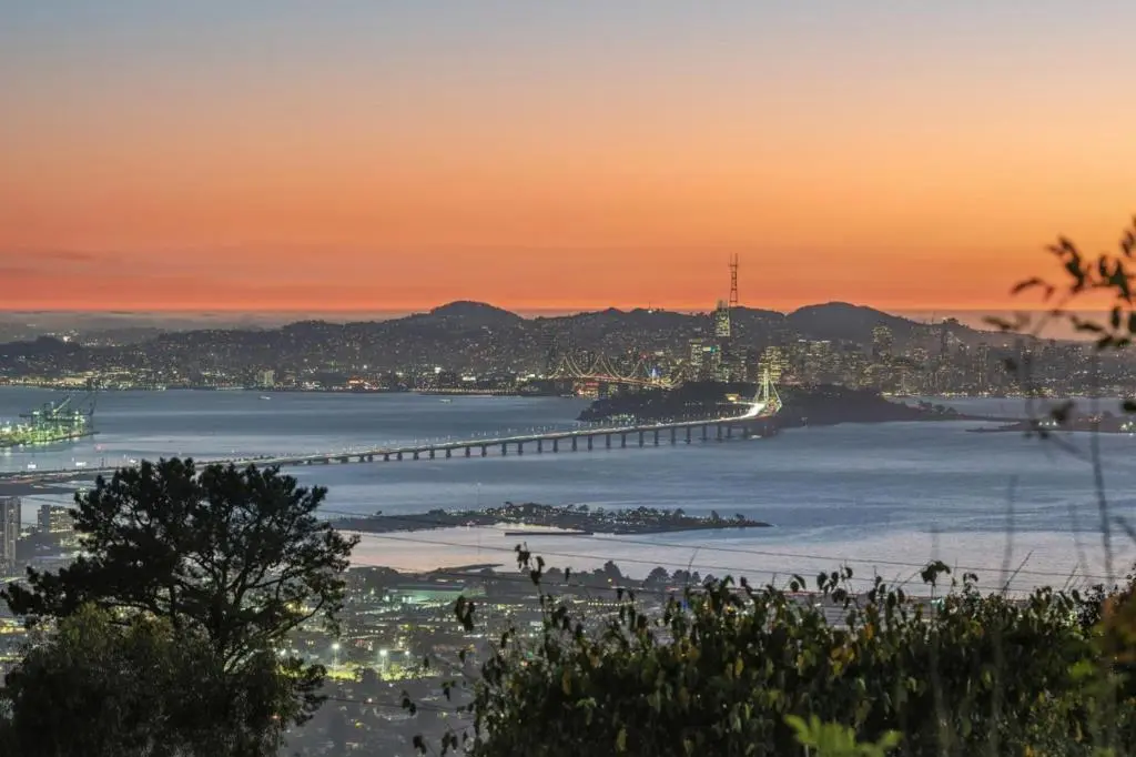 Single Family Residence for sale at 1488 Summit Road, Berkeley, CA featuring 3 beds and 3 baths