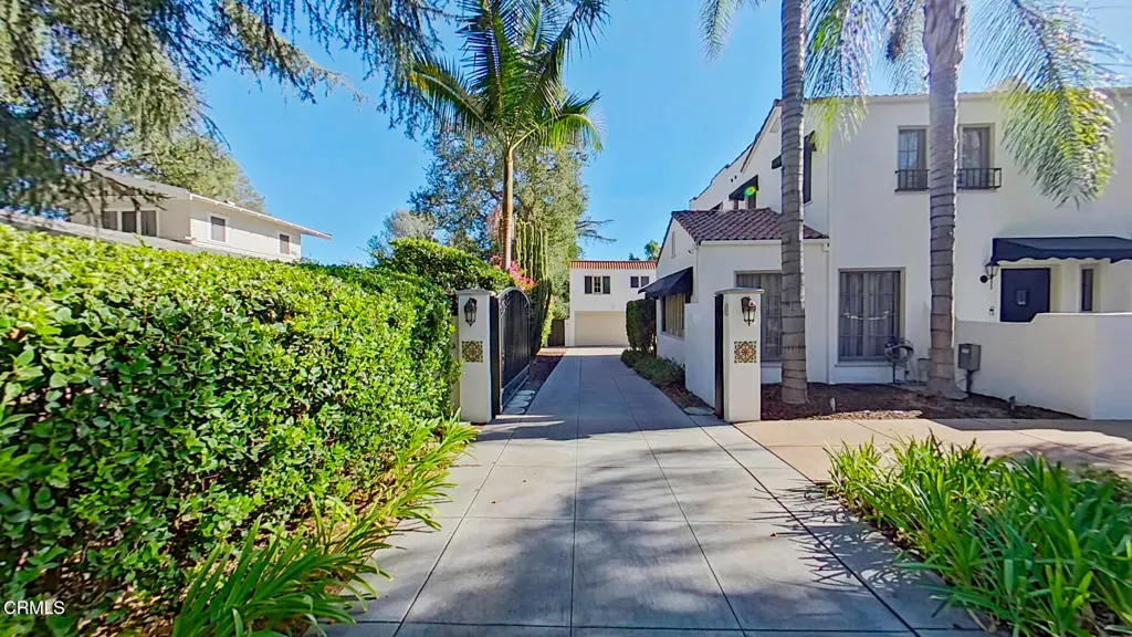 Triplex for rent at 1178 E Elizabeth Street, Pasadena, CA and 1 bath