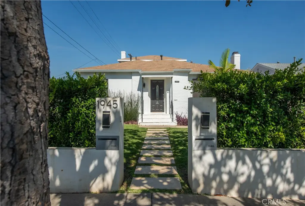 Single Family Residence for sale at 1945 W 91st Place, Los Angeles, CA featuring 3 beds and 3 baths