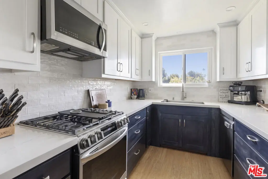 Condominium for sale at 6771 Springpark Avenue 201A, Los Angeles, CA featuring 2 beds and 2 baths
