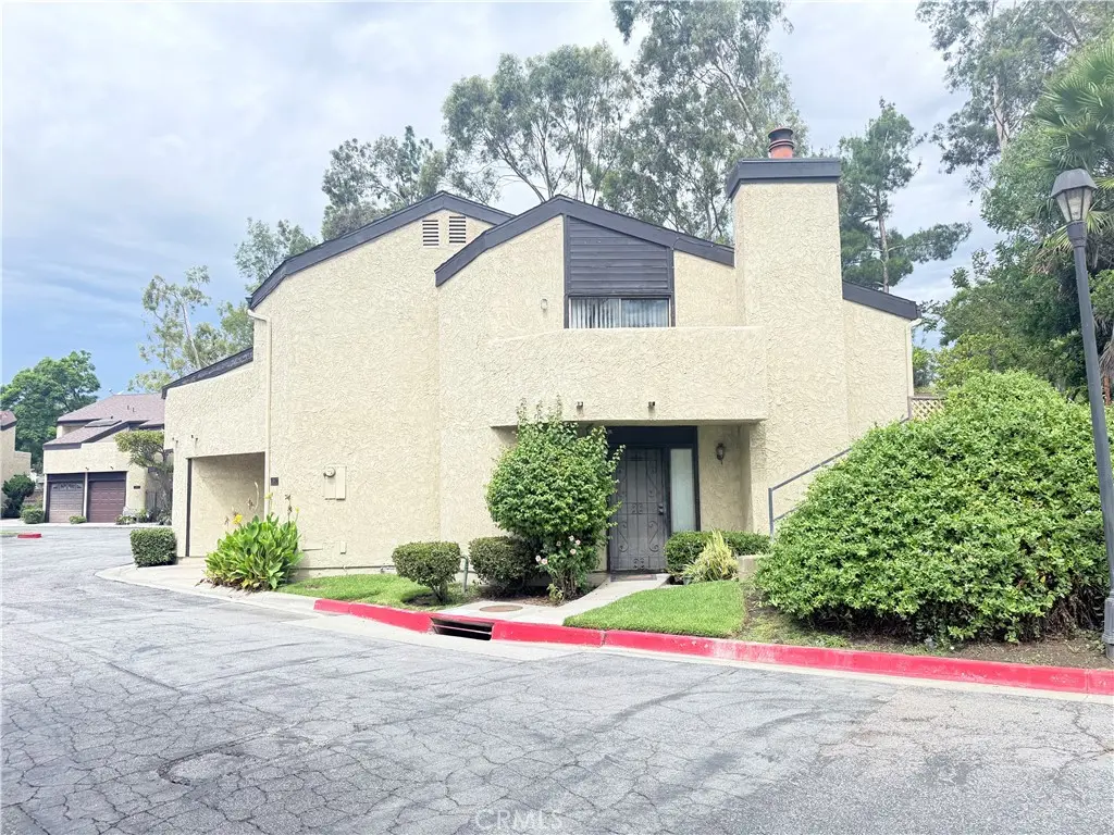 Condominium for rent at 3612 Sequoia, West Covina, CA featuring 2 beds and 3 baths
