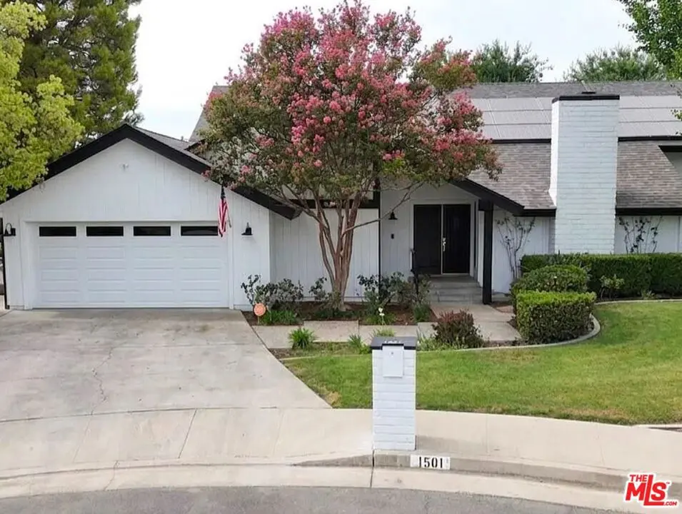 Single Family Residence for sale at 1501 Westbourne Way, Bakersfield, CA featuring 3 beds and 3 baths