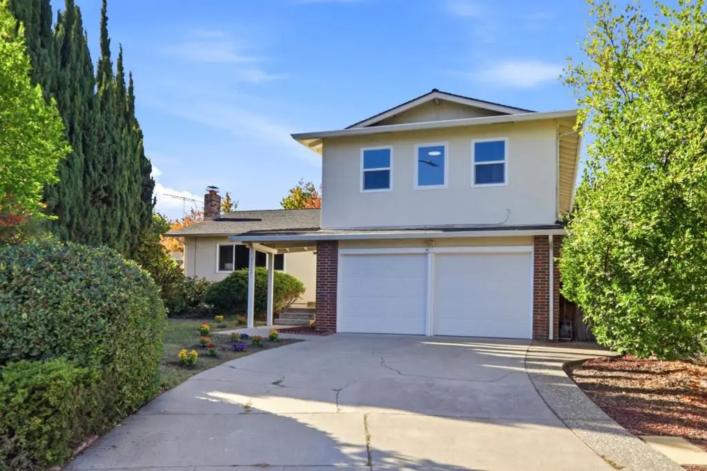Single Family Residence for sale at 1117 Clydebank Court, Sunnyvale, CA featuring 4 beds and 3 baths