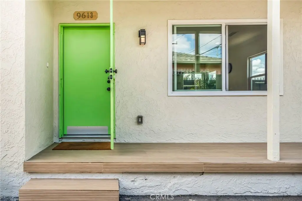 Duplex for sale at 9611 S Vermont Ave, Los Angeles, CA featuring 2 beds and 1 bath