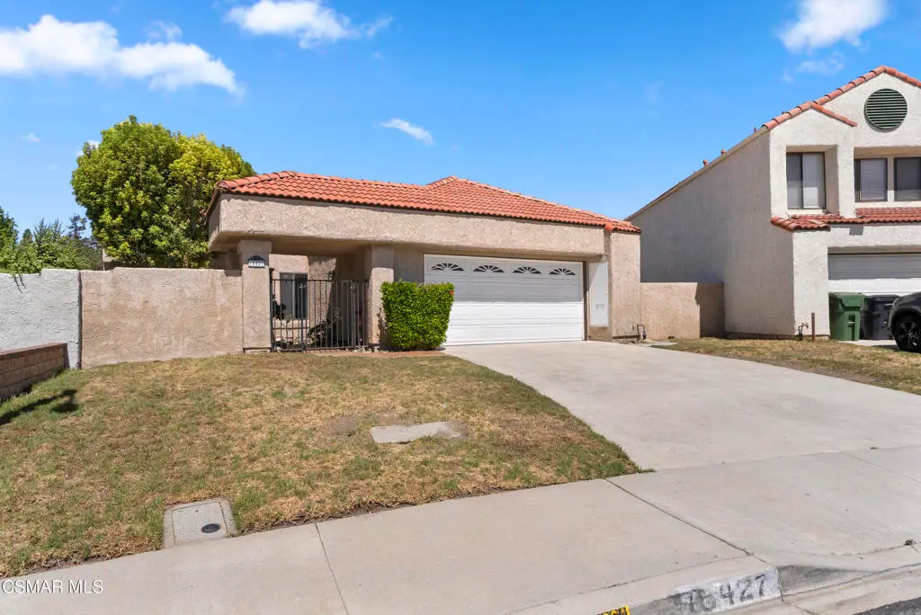 Single Family Residence for rent at 15427 Kernvale Avenue, Moorpark, CA featuring 3 beds and 2 baths
