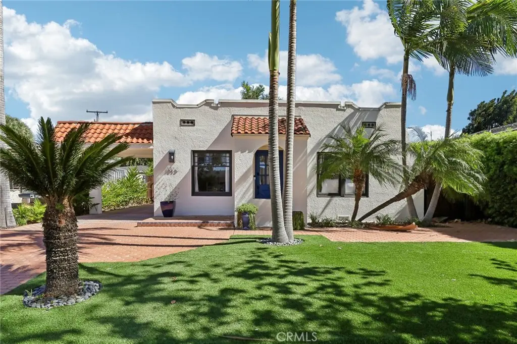 Single Family Residence for sale at 1813 N Baker, Santa Ana, CA featuring 2 beds and 1 bath