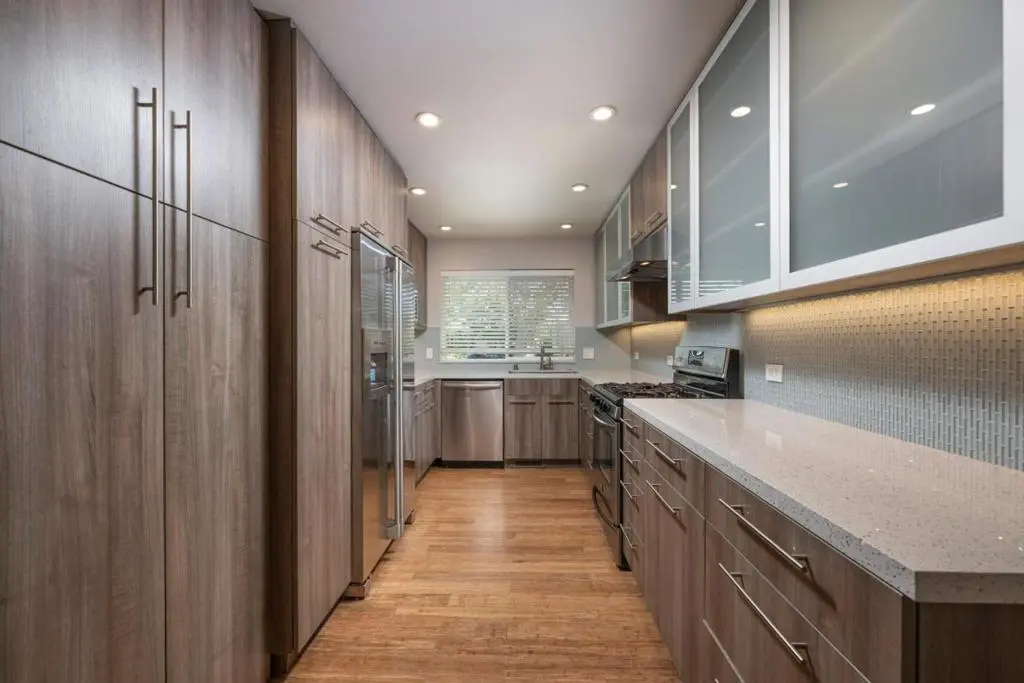 Apartment for rent at 605 Highland Avenue 4, San Mateo, CA featuring 2 beds and 1 bath