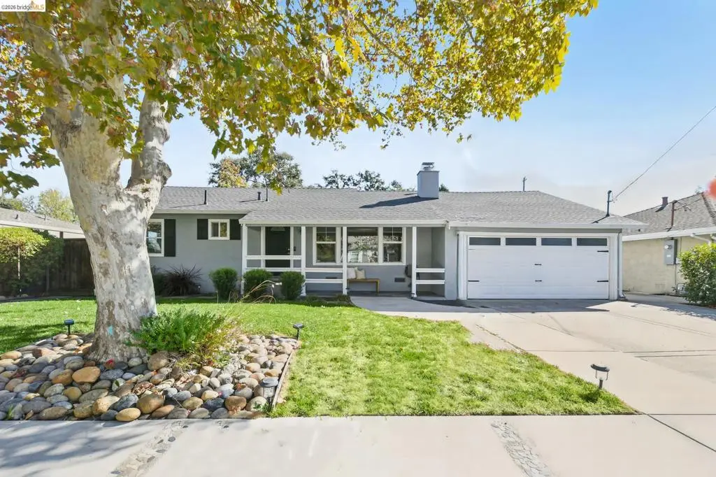 Single Family Residence for sale at 1007 Esther Dr, Pleasant Hill, CA featuring 3 beds and 2 baths