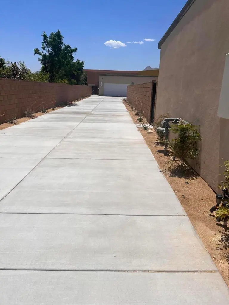 Single Family Residence for rent at 67105 Mission Drive 2, Cathedral City, CA featuring 3 beds and 2 baths