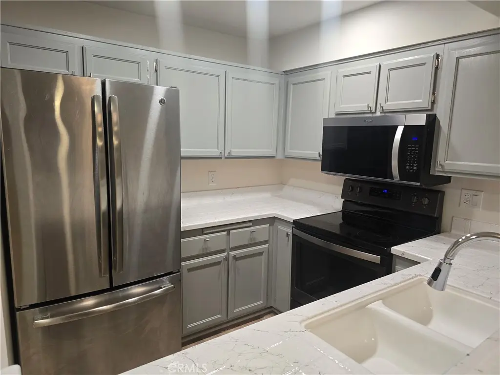 Condominium for sale at 11410 Brookshire 325, Downey, CA featuring 1 bed and 1 bath