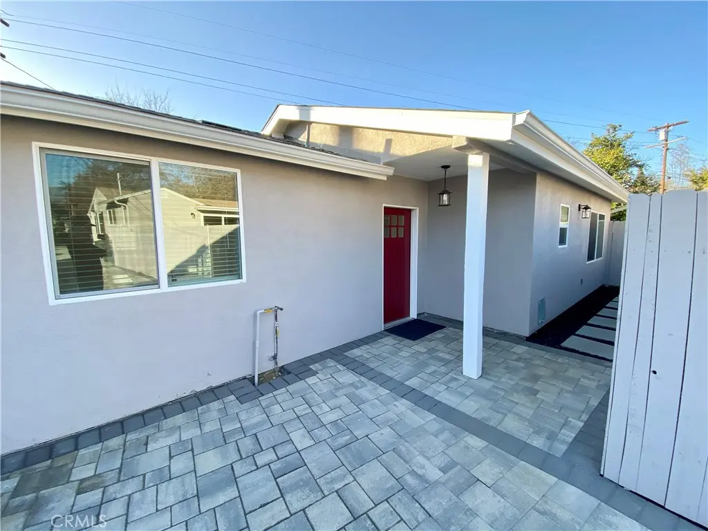 Single Family Residence for rent at 958 Chevron Ct, Pasadena, CA featuring 2 beds and 2 baths