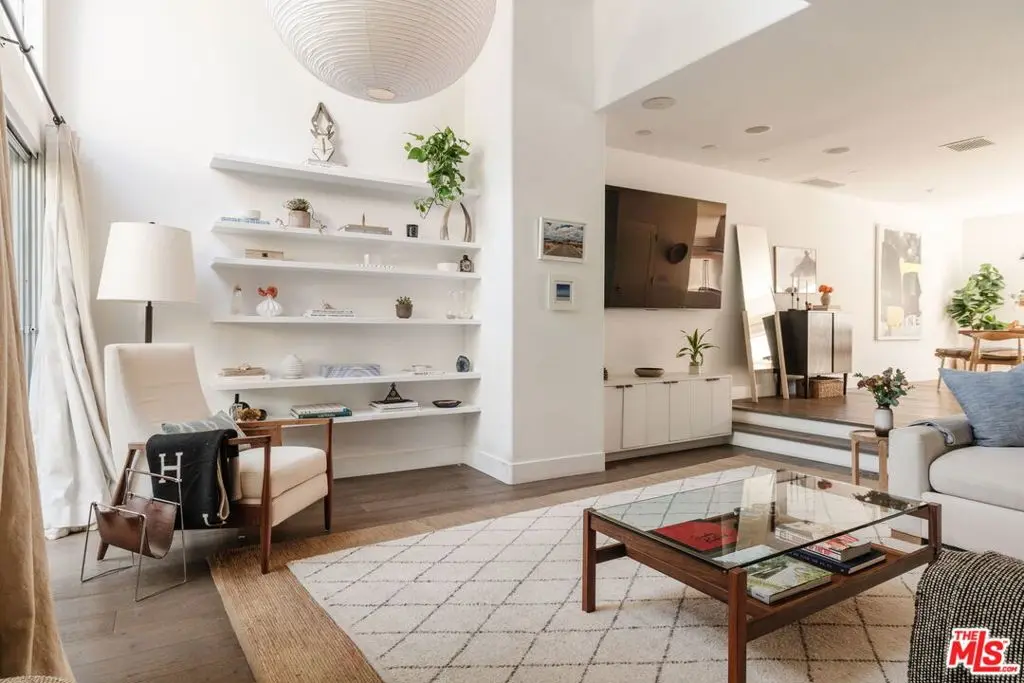 Condominium for sale at 1979 Grace Avenue 2, Los Angeles, CA featuring 2 beds and 2 baths